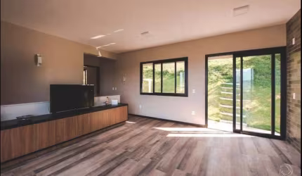 Casa Residencial de 132m² com 2 suítes em Garopaba