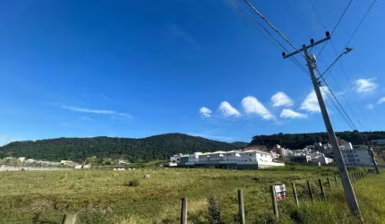 Terreno 2.937,68m² com viabilidade de construção 4 pavimentos