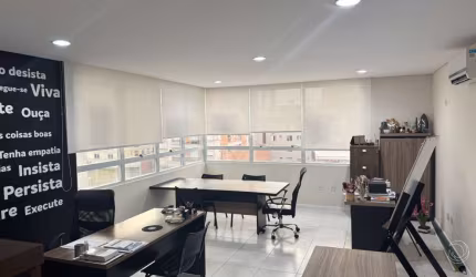 SALA COMERCIAL NA AGRONOMICA