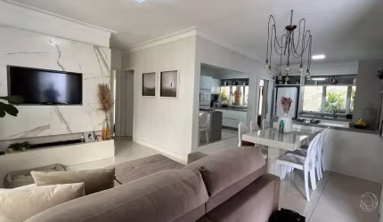 Casa com 269m² e 5 quartos sendo 1 suíte  em Canasvieiras
