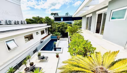 Casa de 539m² com 4 quartos 3 suítes em Cacupé