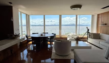 Apartamento de 205m² com 3 suítes na Agronômica
