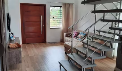 Casa com 3 quartos no bairro Ribeirão da Ilha