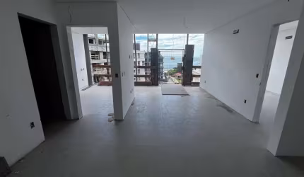 Apartamento à Venda: Exclusividade, Conforto e Vista para o Mar em Jurerê