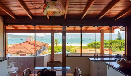 Cobertura com 3 quartos em Canasvieiras, Florianópolis
