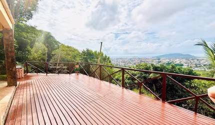 Casa Residencial com 4 quartos na Vargem Grande