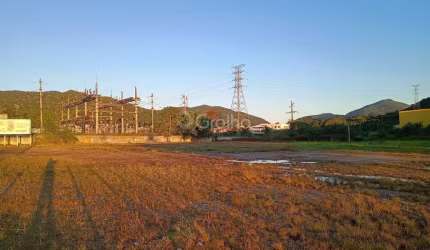 Terreno de 10.220m² na Vargem Grande