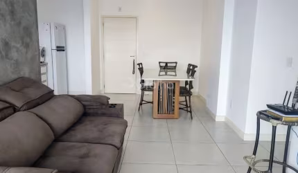 Apartamento de 78m² com 3 quartos sendo 1 suíte em no bairro Jardim Cidade de Florianópolis em São José