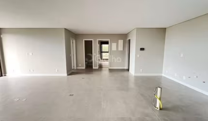Apartamento de Alto Padrão com Vista Mar, 3 suítes, 148m² Privativos, em Jurerê, Florianópolis