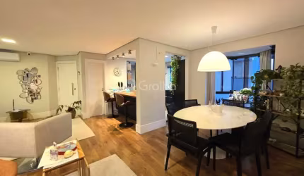 Apartamento com 3 suítes no Centro de Florianópolis