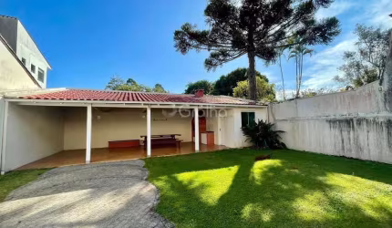 Casa residencial de 309m² com 4 quartos sendo 1 suíte no bairro Córrego Grande