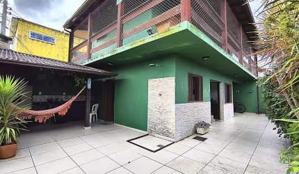 Casa com 3 quartos  no bairro  Campeche