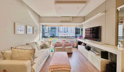 Apartamento de 130m² com 3 quartos sendo 2 suítes no Centro