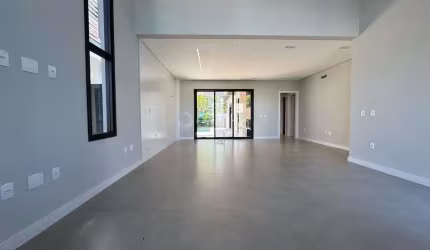 Casa com 3 quartos sendo 1 suíte no bairro Pedra Branca em Palhoça/SC