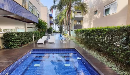 Cobertura de 3 dorms no bairro Campeche