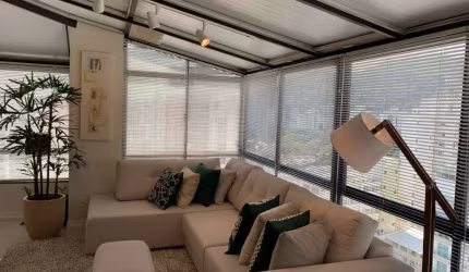 Cobertura de 3 dorms no bairro Centro