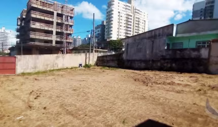 Terreno de 290m² no bairro Barreiros