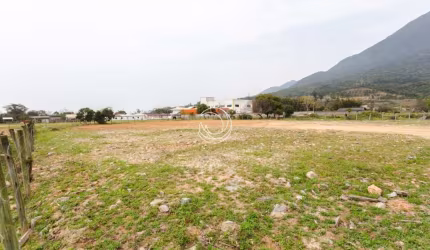 Terreno de 1222.75m² no bairro Praia de Fora