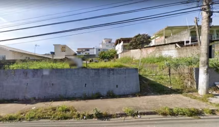 Terreno de 771m² no bairro Barreiros