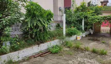Terreno de 364m² na Trindade