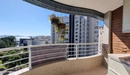 Apartamento de 3 dorms no bairro Agronômica