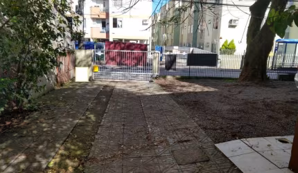 Terreno de 402.38m² no bairro Praia Comprida