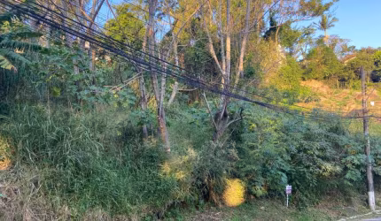 Terreno de 480m² no bairro Saco Grande