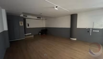 Loja de 91.63m² no bairro Centro
