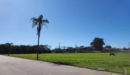 Terreno de 675m² no bairro Sertão do Maruim