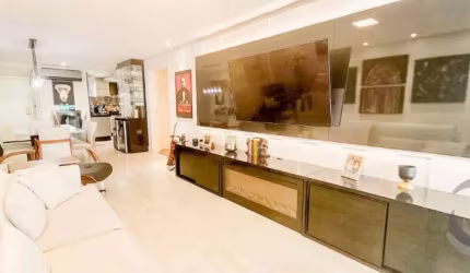 Apartamento de 3 dorms no bairro Agronômica