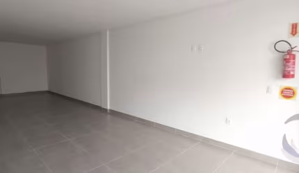 Loja de 44.88m² no bairro Trindade