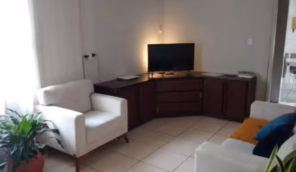 Casa Residencial de 3 dorms no bairro Estreito