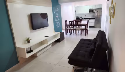 Apartamento no Canto do Forte totalmente mobiliado com 2 quartos