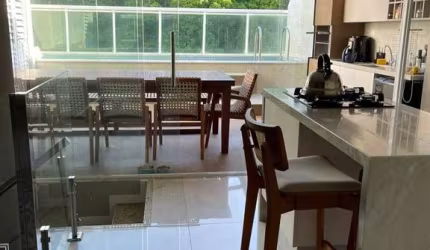 Cobertura  Ondina no  Costa Espanha 3/4 sendo 2 suítes com piscina privativa. , nascente em O