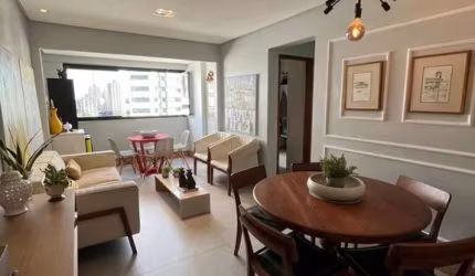 Apartamento em Candeal 3/4  com dependência e 1 suíte  , 2 vagas de garagem  e infra estrutura completa .