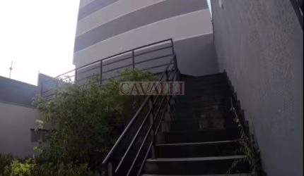 Sobrado de condomínio de alto padrão