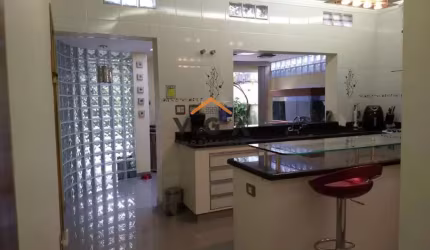 Casa para Venda em São Paulo, Vila Ré, 4 dormitórios, 1 suíte, 1 banheiro, 3 vagas