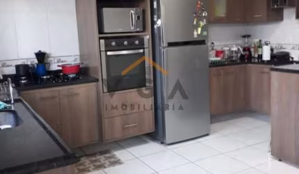 Sobrado para Venda em São Paulo, Vila Guilhermina, 3 dormitórios, 1 suíte, 3 banheiros, 4 vagas