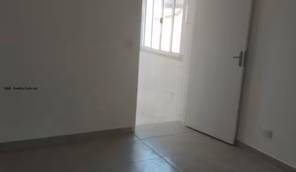 Sobrado para Locação em São Paulo, Cidade Patriarca, 3 dormitórios, 1 suíte, 2 banheiros, 2 vagas