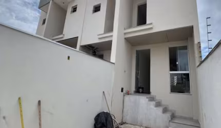 Casa 2 dormitórios para Venda em Betim, Alto das Flores, 2 dormitórios, 1 suíte, 1 banheiro, 2 vagas