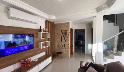 Sobrado com 3 dormitórios à venda, 114 m² por R$ 670.000,00 - Cidade Industrial - Curitiba/PR