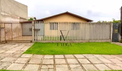 Duas casas térreas mesmo terreno