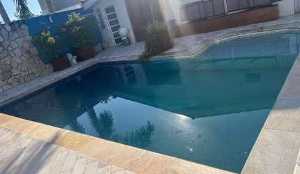 Casa com 2 quartos à venda na Avenida Santana, 734, Itapetinga, Atibaia, 230 m2 por R$ 1.300.000