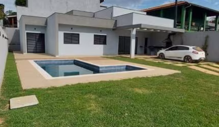 Casa com 3 quartos à venda na Rua das Paineiras, 330, Portão, Atibaia, 160 m2 por R$ 950.000