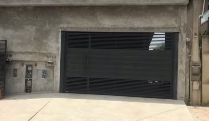 Casa com 3 quartos para alugar na Alameda dos Lírios, 621, Jardim dos Pinheiros, Atibaia, 135 m2 por R$ 5.000