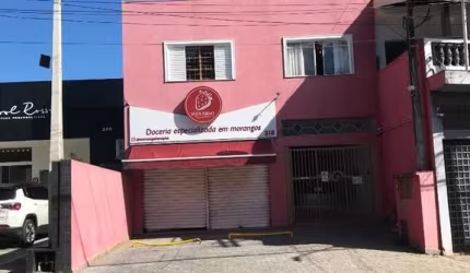 Casa com 3 quartos para alugar na Avenida Santana, 318, Vila Thais, Atibaia, 130 m2 por R$ 6.500