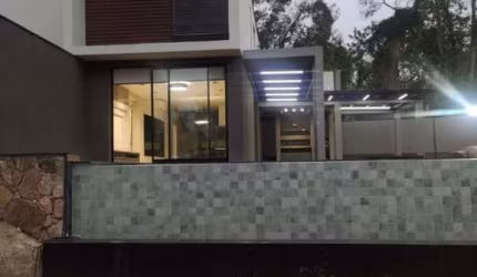 Casa em condomínio fechado com 3 quartos à venda na Avenida Zezico Peçanha, 305, Cidade Satélite, Atibaia, 192 m2 por R$ 2.400.000