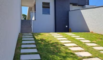 Casa com 3 quartos à venda na Rua dos Eucalíptos, 155, Jardim dos Pinheiros, Atibaia, 110 m2 por R$ 690.000