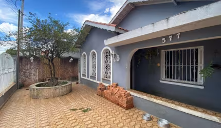 Casa com 3 quartos à venda na Rua Sebastião de Moraes, 577, Alvinópolis, Atibaia, 228 m2 por R$ 1.300.000