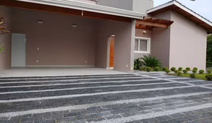 Chácara / sítio com 3 quartos à venda na Rua das Éricas, 250, Jardim Estância Brasil, Atibaia por R$ 1.850.000